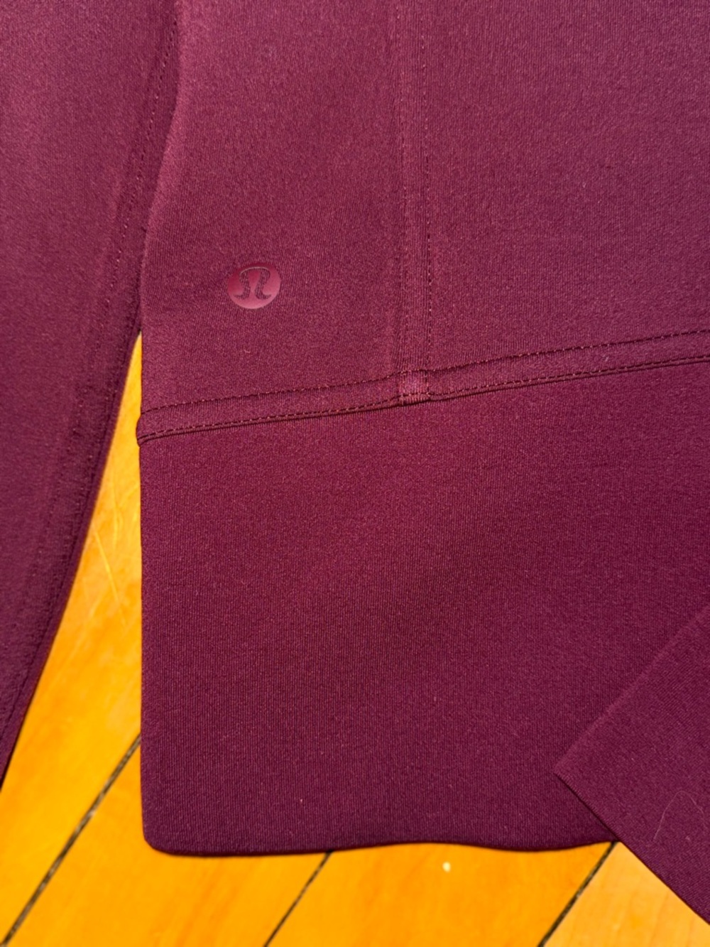 Lululemon Tech Lux Jacket
Garnet size 10 - Picture 6 of 6
